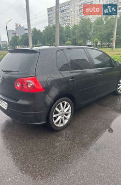 Хэтчбек Volkswagen Golf 2003 в Харькове