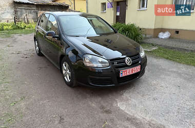 Хэтчбек Volkswagen Golf 2007 в Дубно