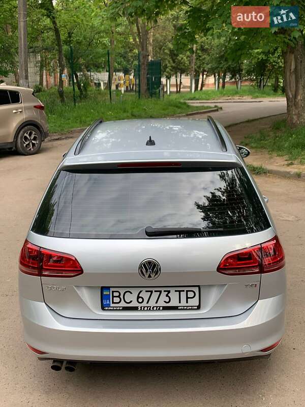 Універсал Volkswagen Golf 2015 в Львові
