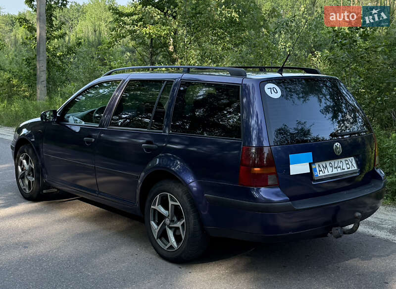 Универсал Volkswagen Golf 2002 в Житомире