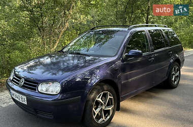 Универсал Volkswagen Golf 2002 в Житомире