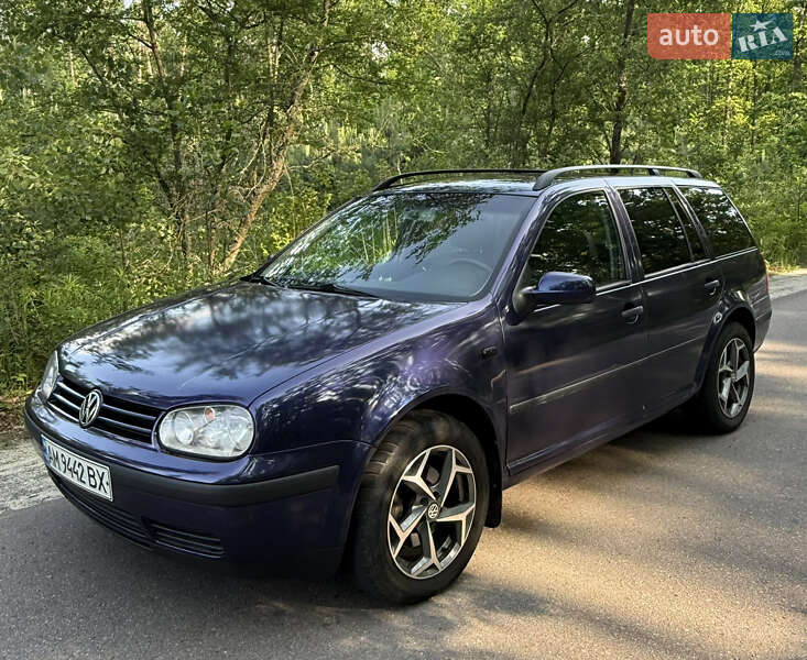 Универсал Volkswagen Golf 2002 в 