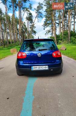 Хетчбек Volkswagen Golf 2007 в 