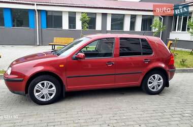 Хэтчбек Volkswagen Golf 1998 в 