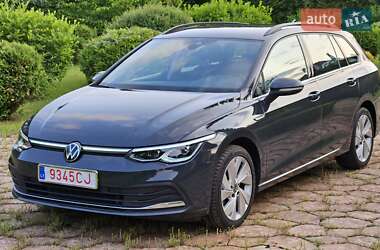 Универсал Volkswagen Golf 2021 в Киеве
