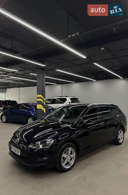 Универсал Volkswagen Golf 2013 в Кропивницком