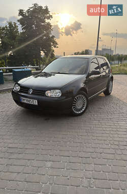 Хэтчбек Volkswagen Golf 2000 в Киеве