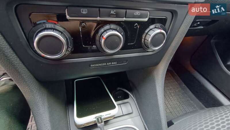 Универсал Volkswagen Golf 2010 в Броварах