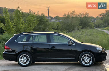 Универсал Volkswagen Golf 2010 в 