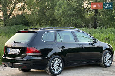 Универсал Volkswagen Golf 2010 в 