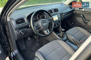Универсал Volkswagen Golf 2010 в 