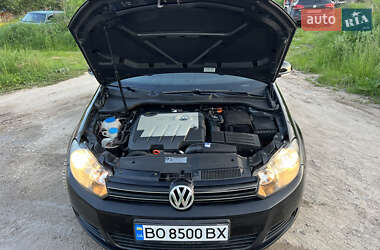 Универсал Volkswagen Golf 2010 в 