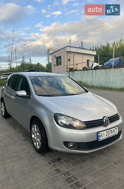 Хетчбек Volkswagen Golf 2010 в Запоріжжі