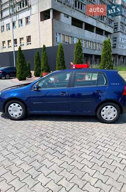 Хетчбек Volkswagen Golf 2007 в 