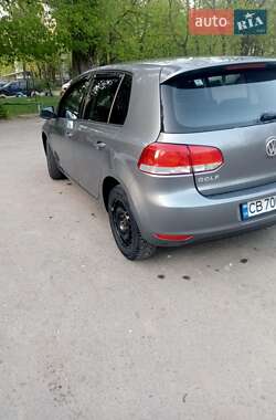 Хетчбек Volkswagen Golf 2008 в 
