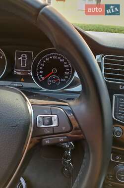 Универсал Volkswagen Golf 2015 в 