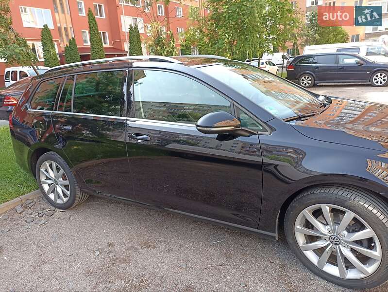 Универсал Volkswagen Golf 2015 в Луцке