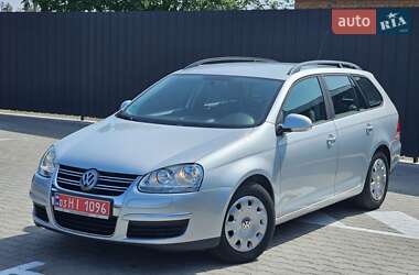 Універсал Volkswagen Golf 2008 в Луцьку