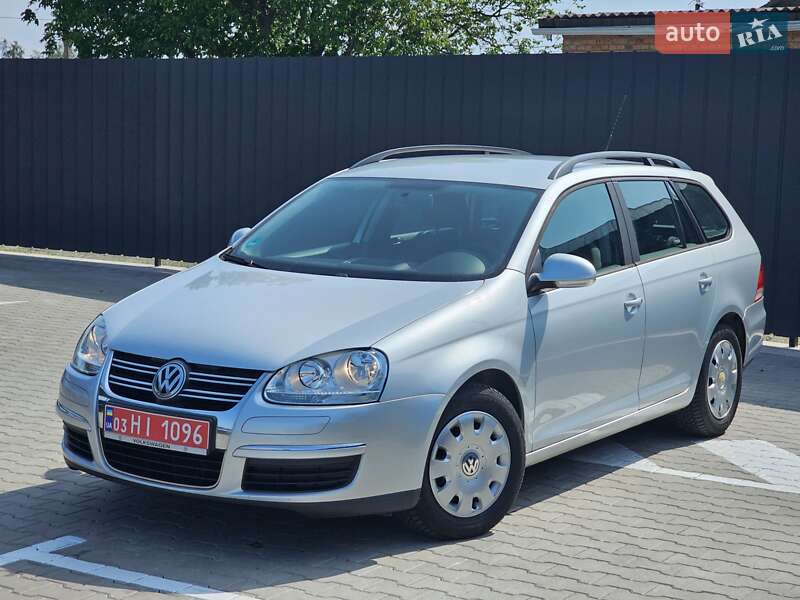 Универсал Volkswagen Golf 2008 в 