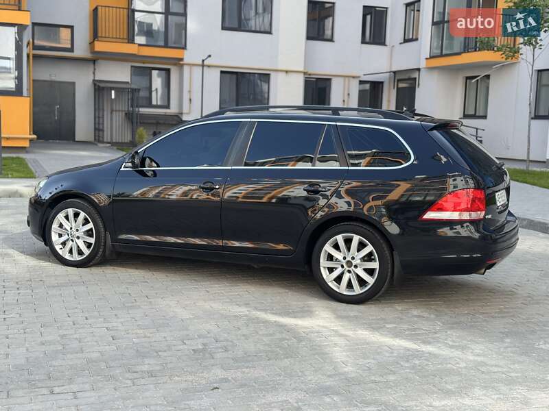 Универсал Volkswagen Golf 2013 в Виннице