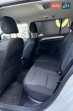 Универсал Volkswagen Golf 2015 в 