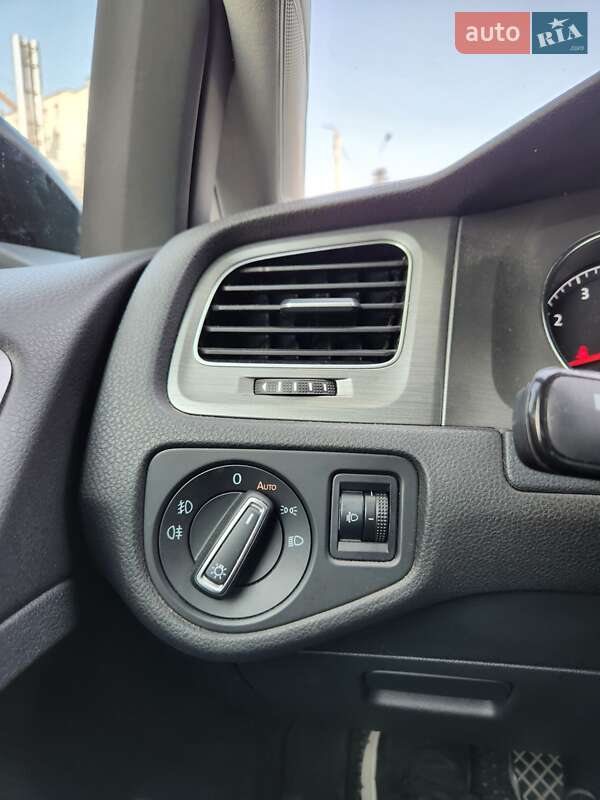 Универсал Volkswagen Golf 2013 в Тернополе
