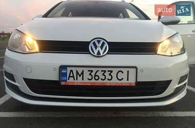 Універсал Volkswagen Golf 2013 в 