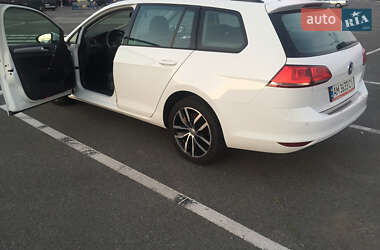 Універсал Volkswagen Golf 2013 в 