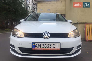 Універсал Volkswagen Golf 2013 в 