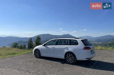 Універсал Volkswagen Golf 2013 в 