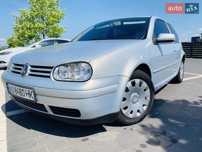 Volkswagen Golf 2000