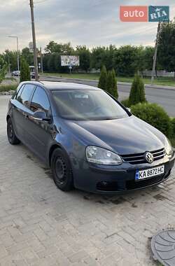 Хетчбек Volkswagen Golf 2004 в Києві