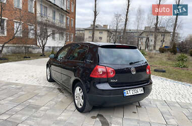 Хэтчбек Volkswagen Golf 2007 в 
