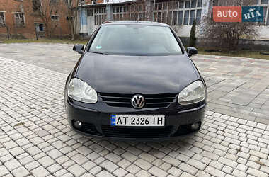 Хэтчбек Volkswagen Golf 2007 в 