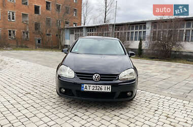 Хэтчбек Volkswagen Golf 2007 в 