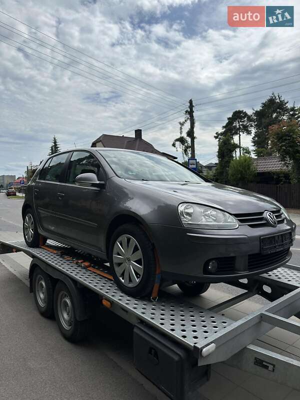 Хетчбек Volkswagen Golf 2007 в 
