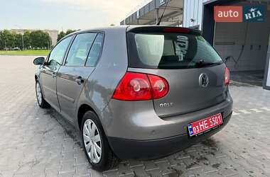 Хетчбек Volkswagen Golf 2007 в 