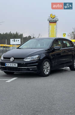 Хетчбек Volkswagen Golf 2020 в Києві
