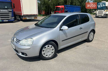 Хэтчбек Volkswagen Golf 2006 в 