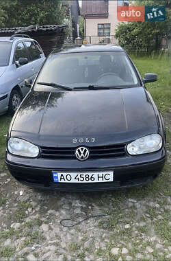 Хэтчбек Volkswagen Golf 1997 в 