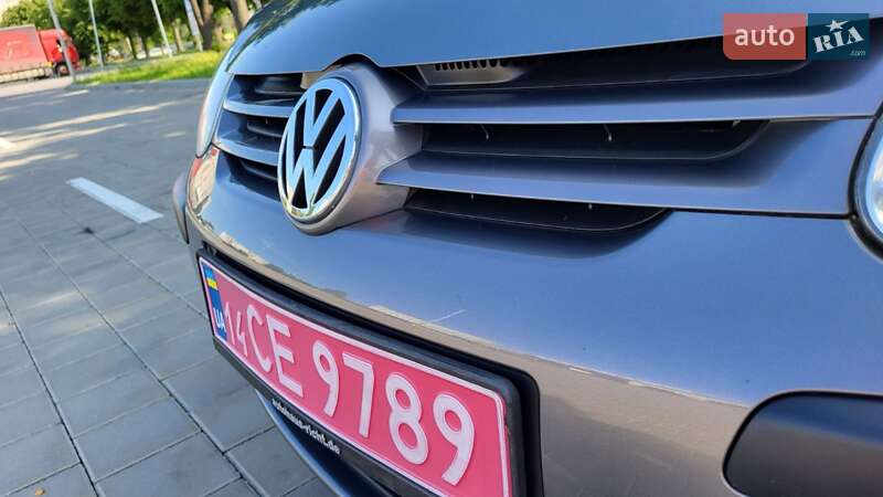 Хэтчбек Volkswagen Golf 2007 в Черкассах