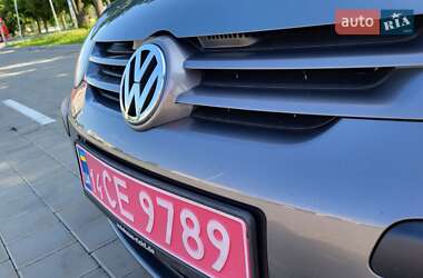 Хетчбек Volkswagen Golf 2007 в 