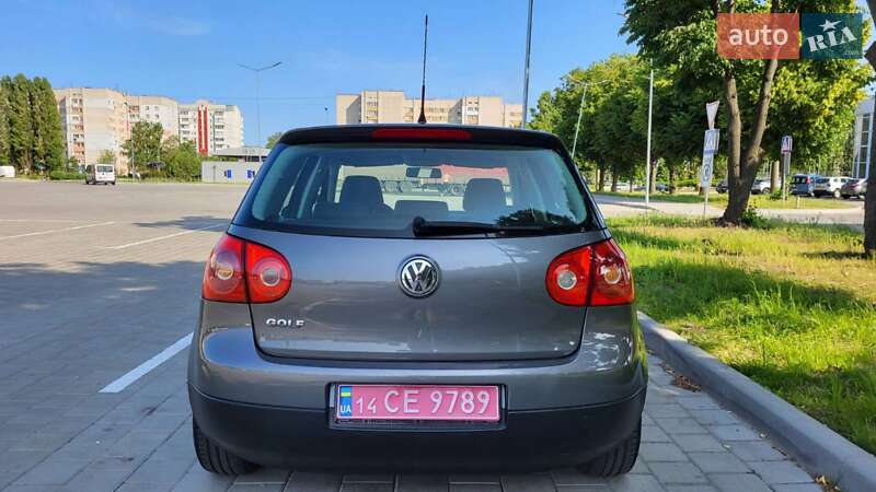 Хэтчбек Volkswagen Golf 2007 в Черкассах