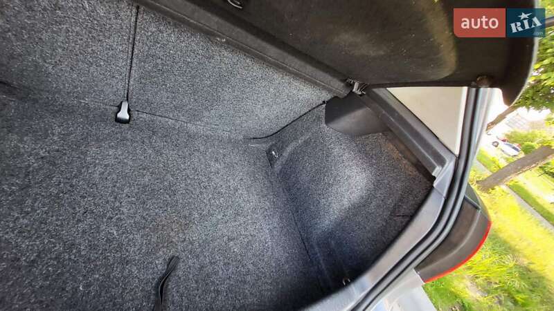 Хэтчбек Volkswagen Golf 2007 в Черкассах