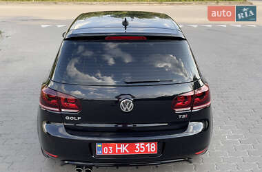 Хэтчбек Volkswagen Golf 2009 в 