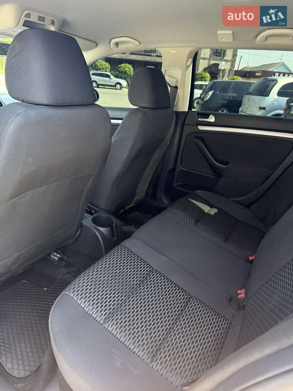 Універсал Volkswagen Golf 2012 в Тульчині