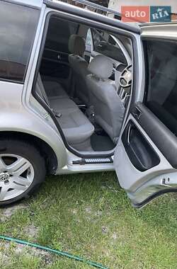 Универсал Volkswagen Golf 2002 в 