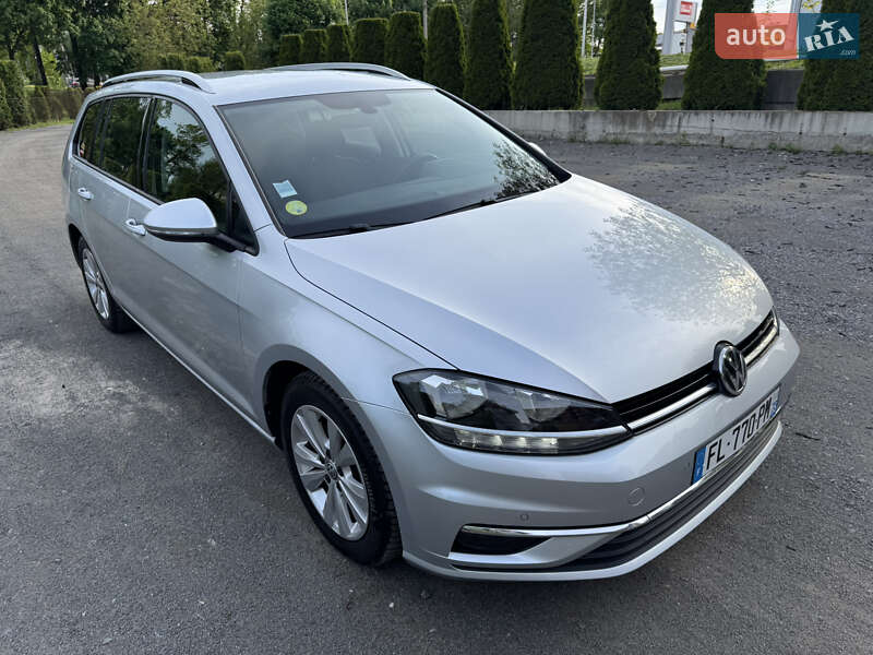 Універсал Volkswagen Golf 2019 в Хмельницькому
