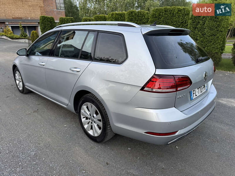 Універсал Volkswagen Golf 2019 в Хмельницькому