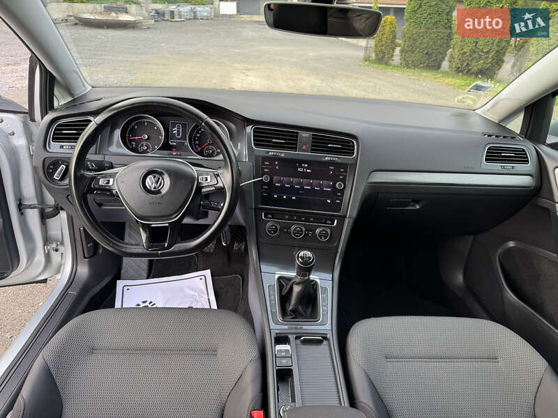 Універсал Volkswagen Golf 2019 в Хмельницькому